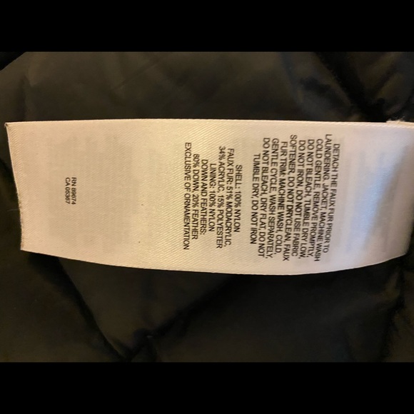 Mountain Hardwear Down Puffer Coat Sz small - Picture 4 of 4